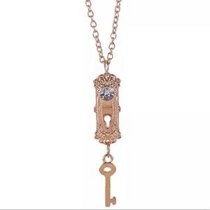 Necklace Alice in Wonderland Lock & Key golden crystal doorknob door NEW NWT